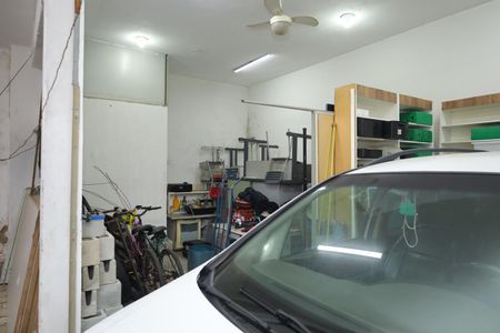 Casa à venda com 170m², 4 quartos e 4 vagasGaragem