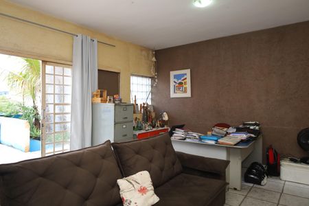 Sala de casa à venda com 4 quartos, 170m² em Cidade Antônio Estêvão de Carvalho, São Paulo