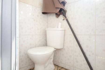 Casa à venda com 170m², 4 quartos e 4 vagasBanheiro 3 - Área externa