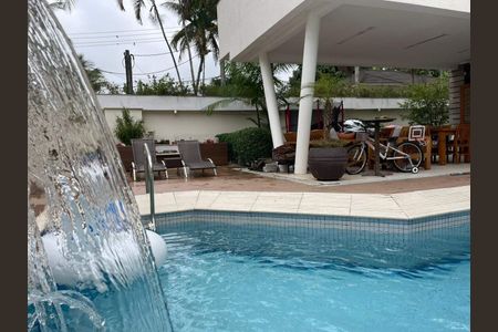 Casa à venda com 458m², 4 quartos e 3 vagas