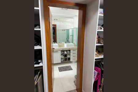 Casa à venda com 4 quartos, 458m² em Vargem Pequena, Rio de Janeiro