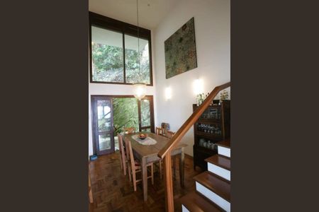 Casa à venda com 400m², 5 quartos e 2 vagas