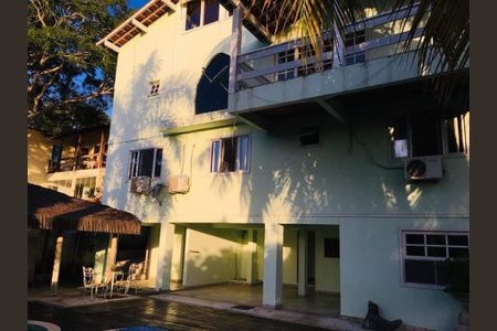 Casa à venda com 460m², 3 quartos e 2 vagas