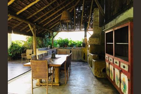 Casa à venda com 460m², 3 quartos e 2 vagas