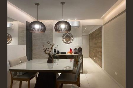 Apartamento à venda com 130m², 4 quartos e 2 vagas