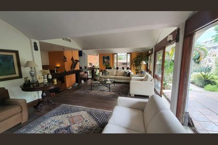 Casa à venda com 5 quartos, 700m² em Itanhangá, Rio de Janeiro