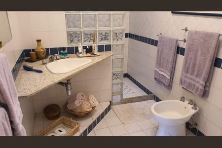 Casa à venda com 700m², 5 quartos e 2 vagas