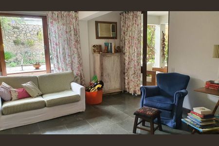 Casa à venda com 700m², 5 quartos e 2 vagas