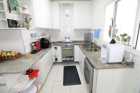 Apartamento para alugar com 128m², 4 quartos e 2 vagasCozinha