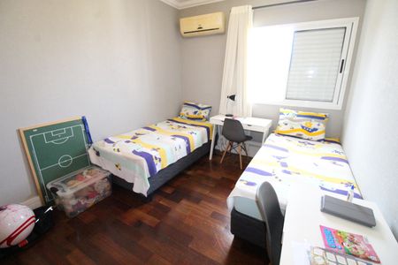 Apartamento para alugar com 128m², 4 quartos e 2 vagasQuarto 2