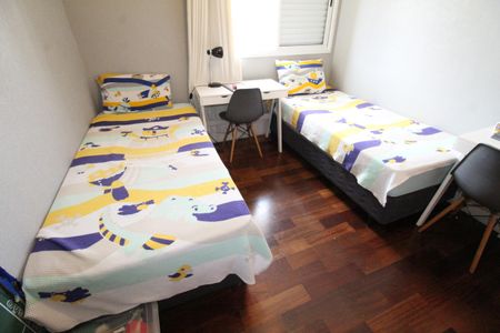 Apartamento para alugar com 128m², 4 quartos e 2 vagasQuarto 2