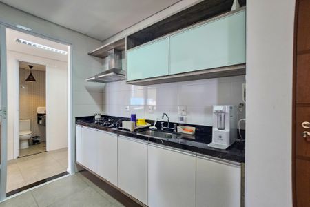 Apartamento para alugar com 137m², 3 quartos e 2 vagas Apartamento para alugar com 137m², 3 quartos e 2 vagasCozinha
