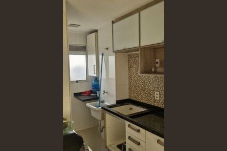 Apartamento à venda com 2 quartos, 44m² em Canhema, Diadema