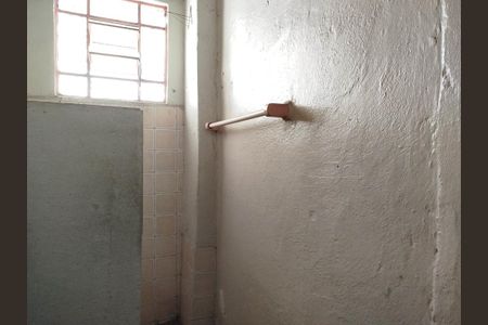 Casa à venda com 330m², 2 quartos e 4 vagasEdícula: Banheiro