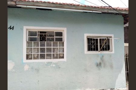 Casa à venda com 330m², 2 quartos e 4 vagasFachada- Placa instalada em 05/11/25 cód:ZNHJ-81