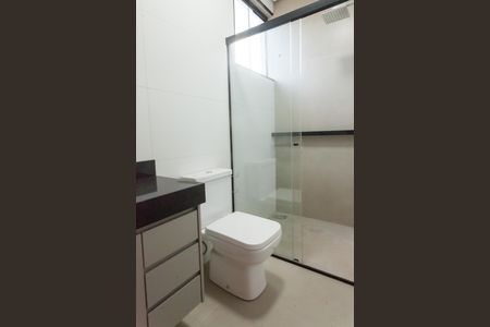 Casa de condomínio à venda com 210m², 3 quartos e 4 vagasBanheiro suite 1