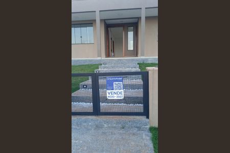 Casa de condomínio à venda com 210m², 3 quartos e 4 vagasplaca instalada 15/11/2025 UNRX-90