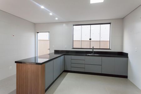 Casa de condomínio à venda com 210m², 3 quartos e 4 vagasCozinha