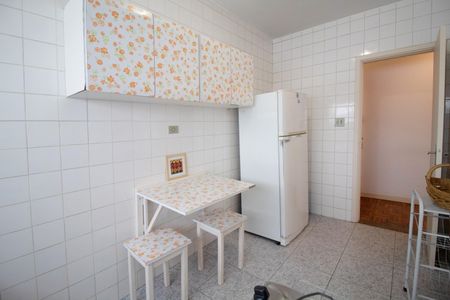 Apartamento para alugar com 83m², 2 quartos e sem vaga Apartamento para alugar com 83m², 2 quartos e sem vagaCozinha