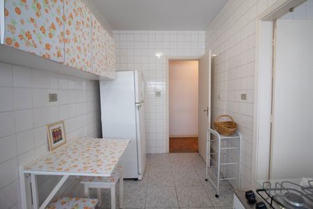 Apartamento para alugar com 83m², 2 quartos e sem vaga Apartamento para alugar com 83m², 2 quartos e sem vagaCozinha