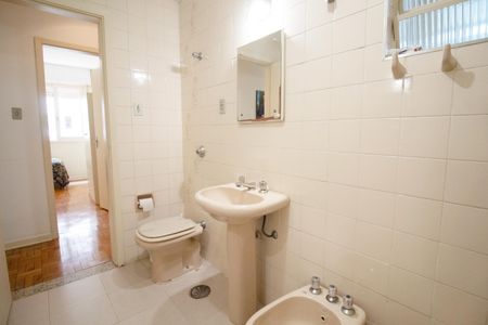 Apartamento para alugar com 83m², 2 quartos e sem vaga Apartamento para alugar com 83m², 2 quartos e sem vagaBanheiro