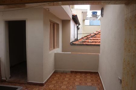 Casa à venda com 130m², 4 quartos e 1 vagaÁrea de Serviço 2