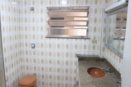 Casa à venda com 130m², 4 quartos e 1 vagaBanheiro 1