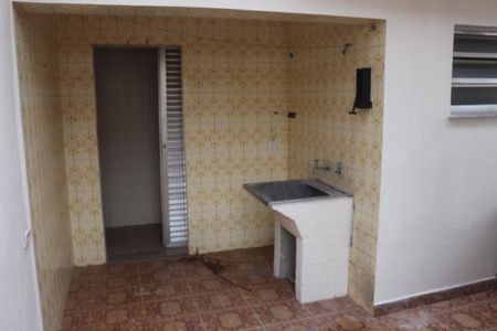 Casa à venda com 130m², 4 quartos e 1 vagaÁrea de Serviço 2