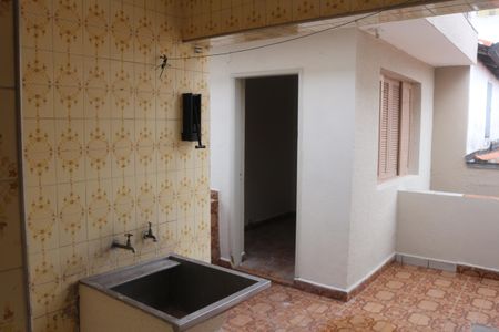 Casa à venda com 130m², 4 quartos e 1 vagaÁrea de Serviço 2