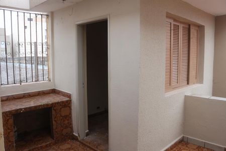 Casa à venda com 130m², 4 quartos e 1 vagaÁrea de Serviço 2