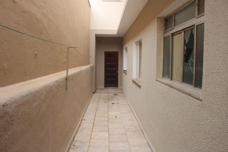 Casa à venda com 130m², 4 quartos e 1 vagaQuintal