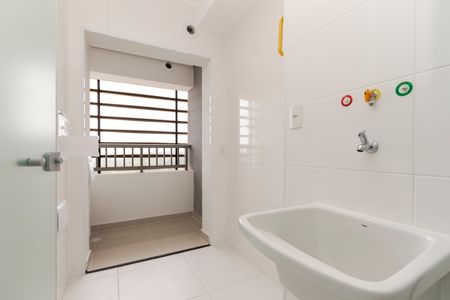 Apartamento à venda com 67m², 2 quartos e 1 vagaÁrea de Serviço