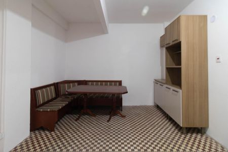 Apartamento para alugar com 96m², 3 quartos e sem vagaCozinha
