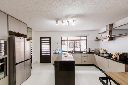 Casa à venda com 210m², 3 quartos e 2 vagas Casa à venda com 210m², 3 quartos e 2 vagasCozinha