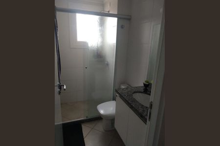 Banheiro 1 de apartamento para alugar com 2 quartos, 65m² em Santo Antônio, Porto Alegre