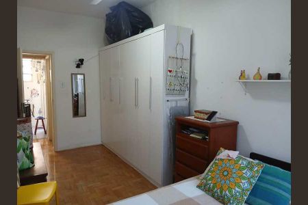 Apartamento à venda com 43m², 1 quarto e sem vaga