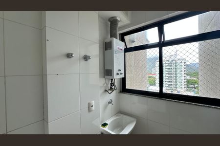 Apartamento à venda com 74m², 3 quartos e 1 vagaÁrea de Serviço