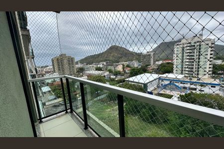 Apartamento à venda com 74m², 3 quartos e 1 vagaVaranda