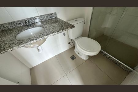 Apartamento à venda com 74m², 3 quartos e 1 vagaBanheiro quarto 1
