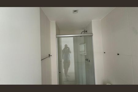 Apartamento à venda com 74m², 3 quartos e 1 vagaBanheiro Social