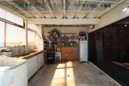 Apartamento à venda com 157m², 3 quartos e 1 vagaÁrea de Serviço