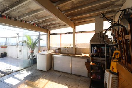 Apartamento à venda com 157m², 3 quartos e 1 vagaÁrea de Serviço