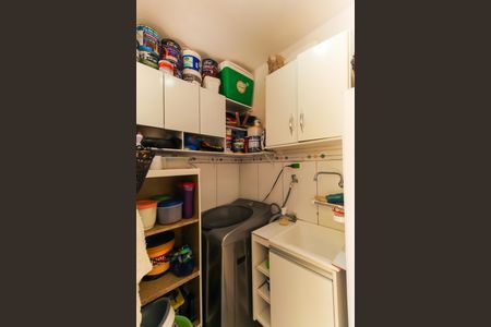 Casa à venda com 195m², 2 quartos e 1 vagaÁrea de Serviço