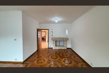 Casa à venda com 375m², 3 quartos e 8 vagasSala