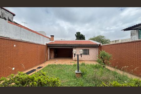 Casa à venda com 375m², 3 quartos e 8 vagasQuintal