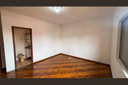 Casa à venda com 375m², 3 quartos e 8 vagasSuite