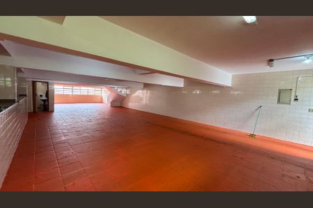 Casa à venda com 375m², 3 quartos e 8 vagasGaragem