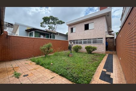 Casa à venda com 375m², 3 quartos e 8 vagasQuintal