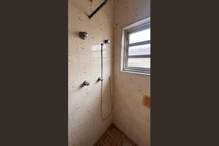 Casa à venda com 375m², 3 quartos e 8 vagasBanheiro da Suíte