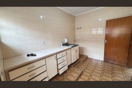 Casa à venda com 375m², 3 quartos e 8 vagasÁrea de Serviço